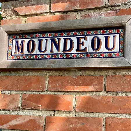 Hébergement de vacances Moundeou *