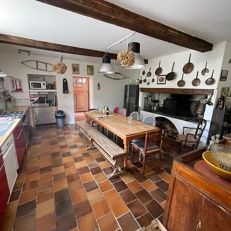 Moundeou Saint-Lanne